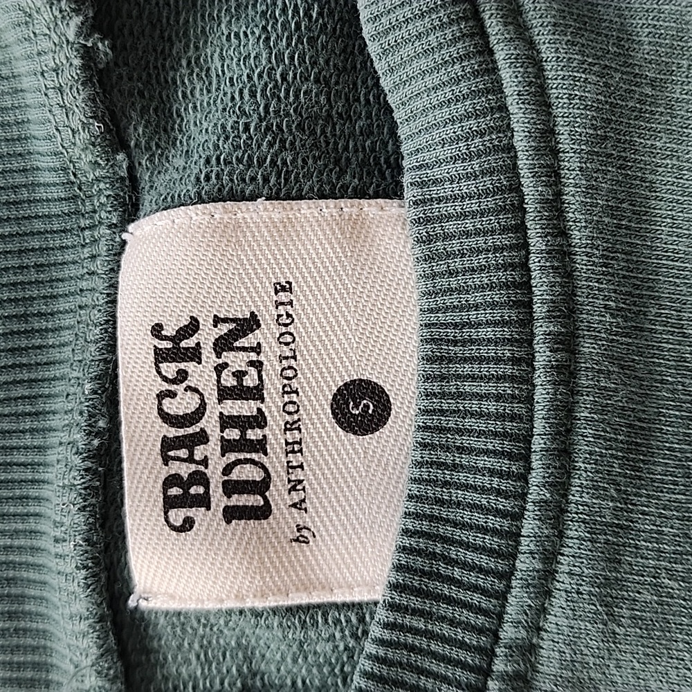 Sweatshirt - Picture 2 of 4